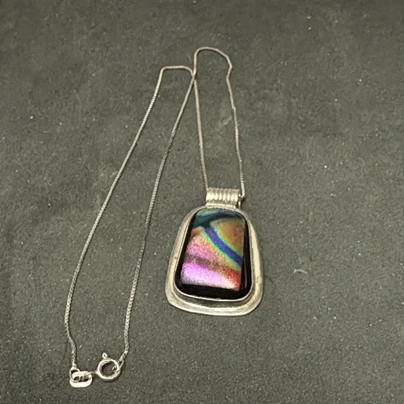 Vintage Sterling Silver Dichroic Iridescent Pendant with 925 Silver Chain - Picture 8 of 9